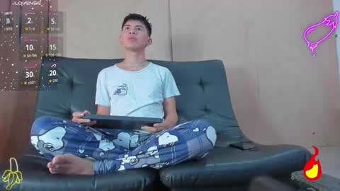 Snapshot of daveel_hot chatting on 13, 10, 2025 daveel_hot online show from 13, 10, 2025