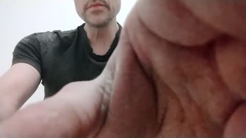 david1982yesyes online show from 2, 4, 2026