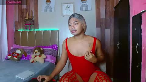 Snapshot of david778302 chatting on 4, 11, 2025 Noha online show from 4, 11, 2025