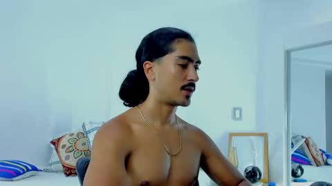 Hey im David that loves to explore and speak their fantasies. Very open talktative and nice. Feel free to chat with me online show from 25, 9, 2025