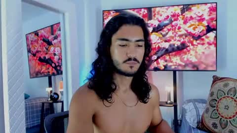 Snapshot of david_johnson372 chatting on 21, 6, 2026 Hey im David that loves to explore and speak their fantasies. Very open talktative and nice. Feel free to chat with me online show from 21, 6, 2026