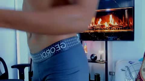 Snapshot of david_johnson372 chatting on 13, 7, 2026 Hey im David that loves to explore and speak their fantasies. Very open talktative and nice. Feel free to chat with me online show from 13, 7, 2026