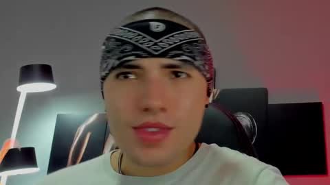 David Jons online show from 7, 2, 2025