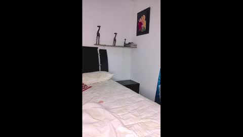 davidstuart online show from 2, 1, 2025