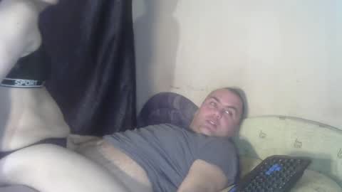 Snapshot of davidandlucy chatting on 5, 3, 2025 Lucy and David online show from 5, 3, 2025
