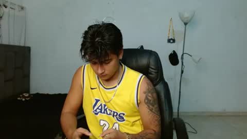 Snapshot of davidbless chatting on 12, 7, 2026 David Bless online show from 12, 7, 2026