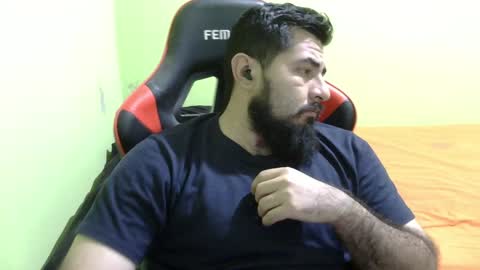 Snapshot of daviddelz chatting on 25, 12, 2024 David online show from 25, 12, 2024