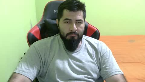 Snapshot of daviddelz chatting on 4, 2, 2025 David online show from 4, 2, 2025