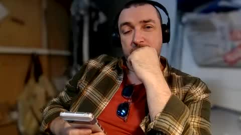 Snapshot of davideo59 chatting on 13, 9, 2025 davideo59 online show from 13, 9, 2025