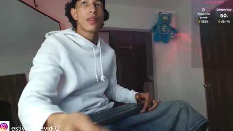 Snapshot of davidxxx02 chatting on 19, 9, 2025 Estiven online show from 19, 9, 2025