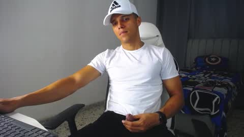 Snapshot of davisito7 chatting on 25, 1, 2025 David Angel online show from 25, 1, 2025