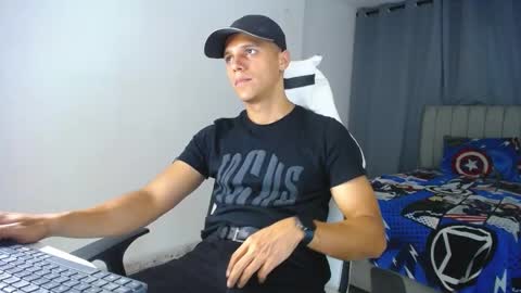 Snapshot of davisito7 chatting on 16, 2, 2025 David Angel online show from 16, 2, 2025