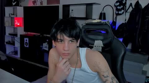 Snapshot of davisross chatting on 6, 2, 2026 davis online show from 6, 2, 2026