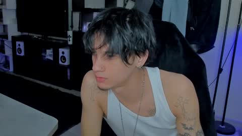 davis online show from 25, 3, 2026