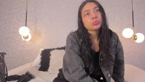 DAYRA ANGELS online show from 9, 10, 2025