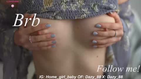 Snapshot of dazy_88 chatting on 4, 10, 2025 Dazy My Fansly online show from 4, 10, 2025