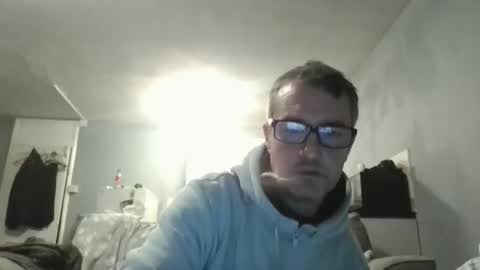 Dazzill online show from 1, 12, 2025