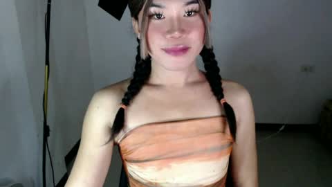 dazzzlingcarol online show from 8, 7, 2026