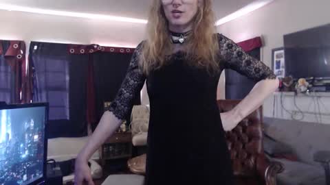 Sophie Warren online show from 10, 2, 2026