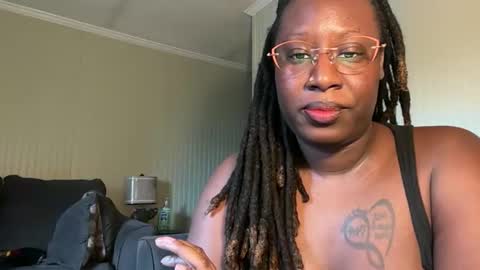 deafbaee online show from 27, 5, 2026