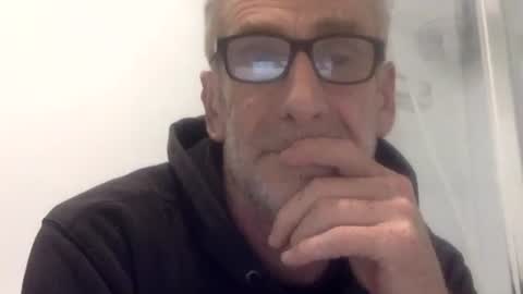 Snapshot of deanofflove221000 chatting on 9, 11, 2025 deanofflove221000 online show from 9, 11, 2025