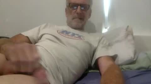 Snapshot of deanofflove221000 chatting on 27, 11, 2025 deanofflove221000 online show from 27, 11, 2025