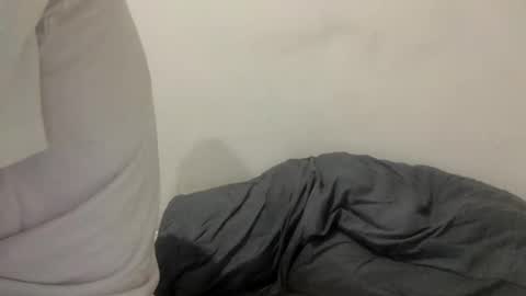 Snapshot of deanofflove221000 chatting on 25, 2, 2026 deanofflove221000 online show from 25, 2, 2026