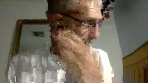 Snapshot of deanofflove221000 chatting on 27, 2, 2026 deanofflove221000 online show from 27, 2, 2026