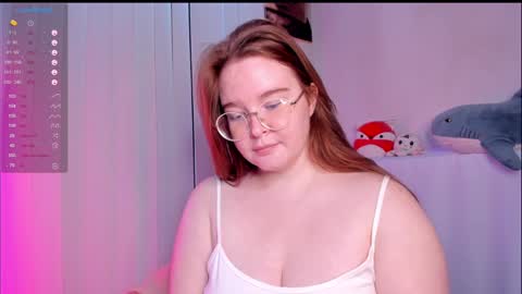 Snapshot of debbiewood chatting on 9, 12, 2024 DeboraDebbieDee online show from 9, 12, 2024