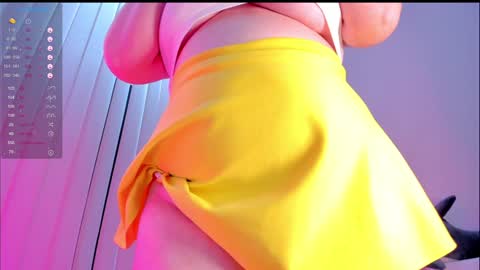 Snapshot of debbiewood chatting on 27, 12, 2024 DeboraDebbieDee online show from 27, 12, 2024