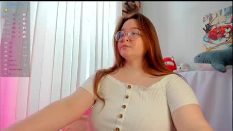 Snapshot of debbiewood chatting on 1, 3, 2025 DeboraDebbieDee online show from 1, 3, 2025