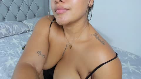 Debora online show from 8, 1, 2025