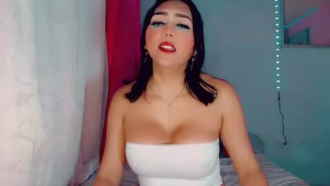 Snapshot of deboragill chatting on 19, 7, 2026 deboragill online show from 19, 7, 2026