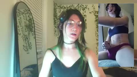 deciduousdoll online show from 3, 11, 2025