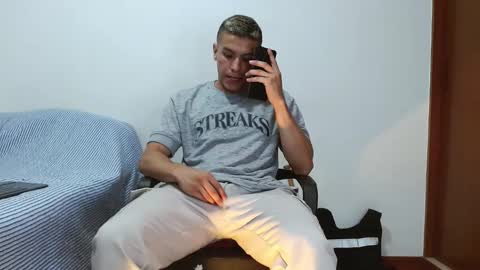 Santiago online show from 19, 1, 2025