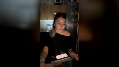 deean12 online show from 1, 4, 2026