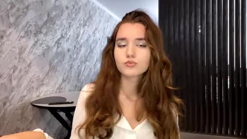 Anna online show from 18, 9, 2025