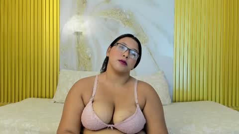 deepandcurvy online show from 2, 7, 2026