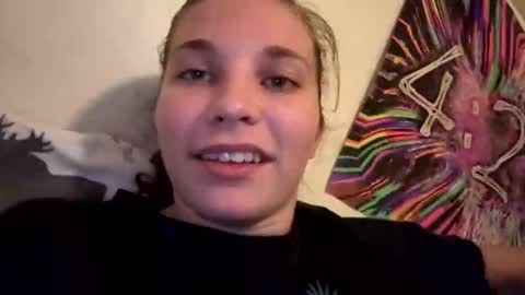 deepthroatqueen33 online show from 13, 10, 2025