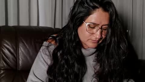 Snapshot of deesseluxure_ chatting on 28, 5, 2026 Andre online show from 28, 5, 2026