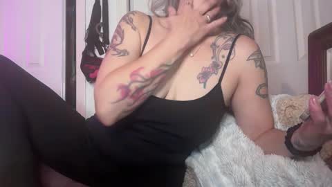 Tori online show from 20, 12, 2025