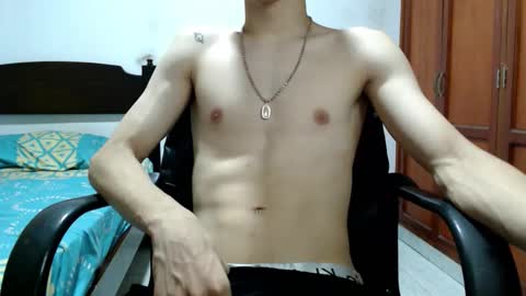 Snapshot of dei_v_48 chatting on 29, 9, 2025 DEIVY online show from 29, 9, 2025