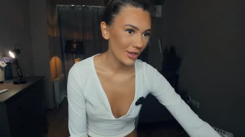 Laura online show from 29, 5, 2026