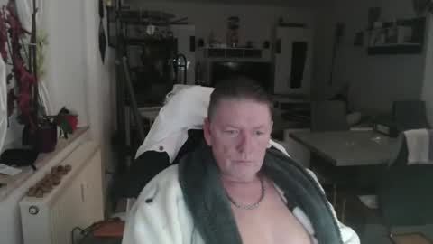 deinprinz2312 online show from 1, 12, 2025