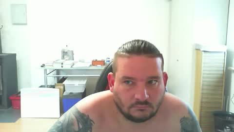 Snapshot of deinspielzeug87 chatting on 14, 11, 2025 deinspielzeug87 online show from 14, 11, 2025