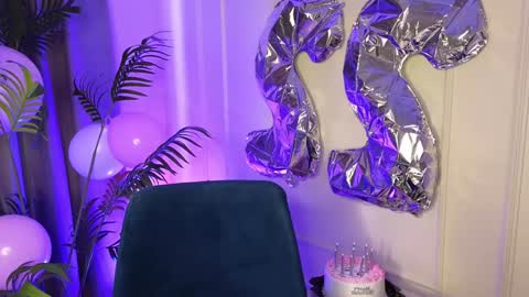 sexy bimbo little kitty asian misstress quen princes sexy girl you can just call me pleasure online show from 13, 12, 2024