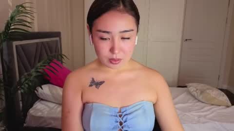 Snapshot of deiri_destiny chatting on 9, 7, 2026 sexy bimbo little kitty asian misstress quen princes sexy girl you can just call me pleasure online show from 9, 7, 2026