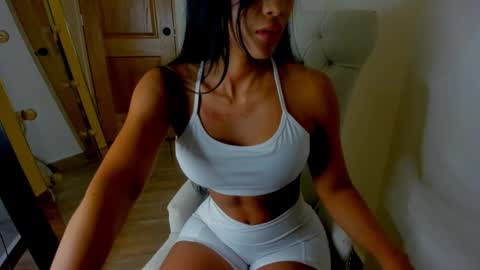 Snapshot of deisy_madrid chatting on 27, 12, 2024 deisymadrid online show from 27, 12, 2024