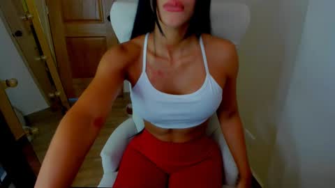 Snapshot of deisy_madrid chatting on 14, 1, 2025 deisymadrid online show from 14, 1, 2025