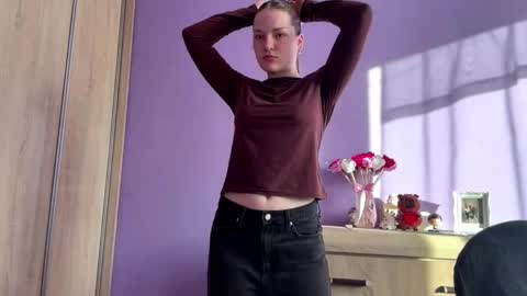 Mila online show from 5, 3, 2026